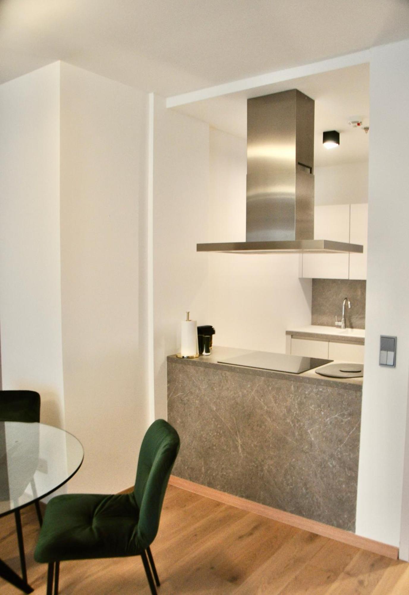 Emerald Luxury Apartament *